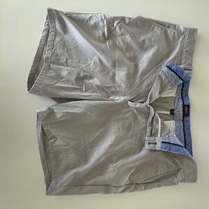 Johnnie-O Natural Performance